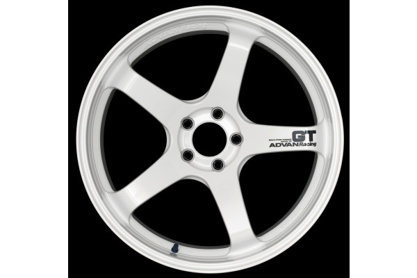 Advan Racing GT Racing White