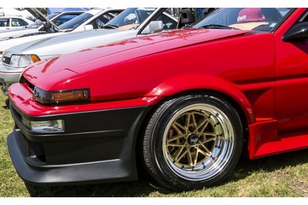 Vertex Front Aero Fenders for 1983-1987 Toyota AE86 Corolla